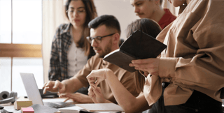 Levantamento da biblioteca: encerre o ano e planeje o próximo - Pearson